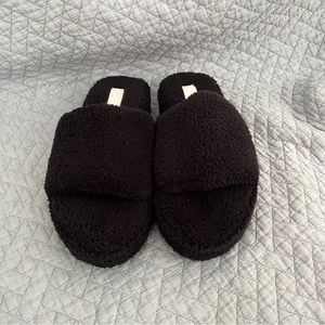 H&M Women’s Platform Fuzzy Slides